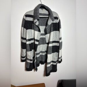 Laura’s Striped Black and Gray Women's Sweater
